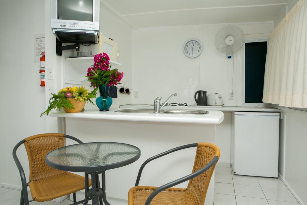 Sunhaven Beach Bungalows (Adults Only) Rarotonga Room photo